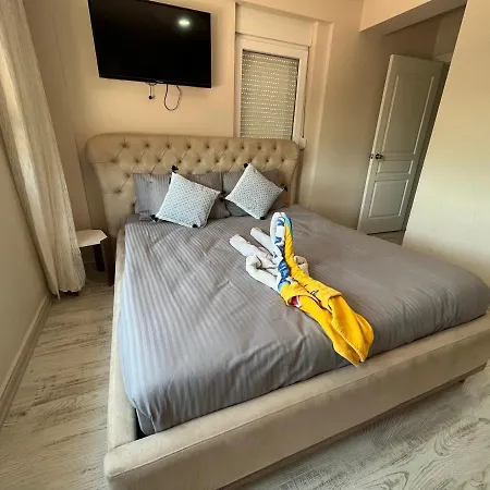 Odyssey Holiday Let 1-3