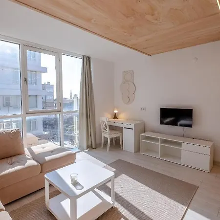Cozy Japandi- Central & Minimal-2