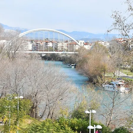 River Suite Hotel-3