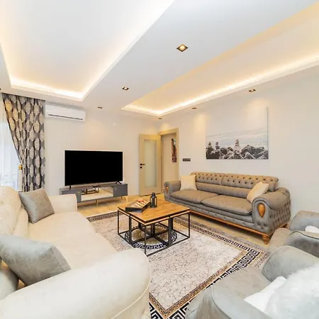 Comfy Flat With Balcony Close To Konyaalti Beach-3
