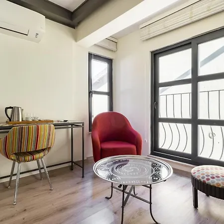 Delightful Flat Near Hadrians Gate-3