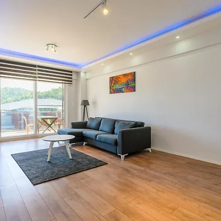 Modern Flat Near Public Transportation In Kemer-2