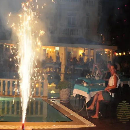 Azak Hotel-2