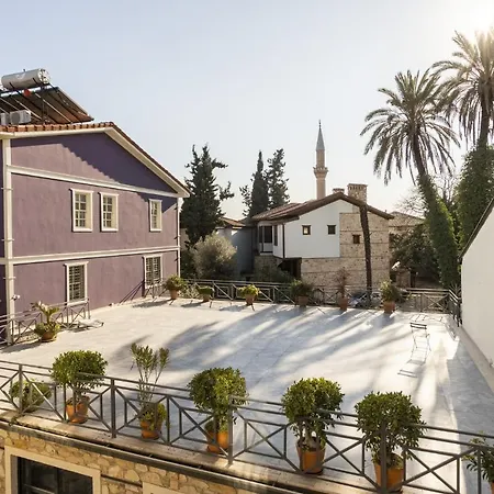 Excellent Flat Near Hadrians Gate-3