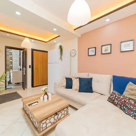 Modern Well Appointed Flat In Antalya Muratpasa-3
