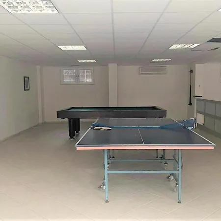 Guarantee Yourself A Wonderful Holiday In This 3 Bed Home And Popular Community-3