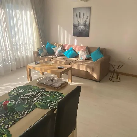 Kundu,Da Denize Yakin ,Havuzlu , 1+1 Residance-2