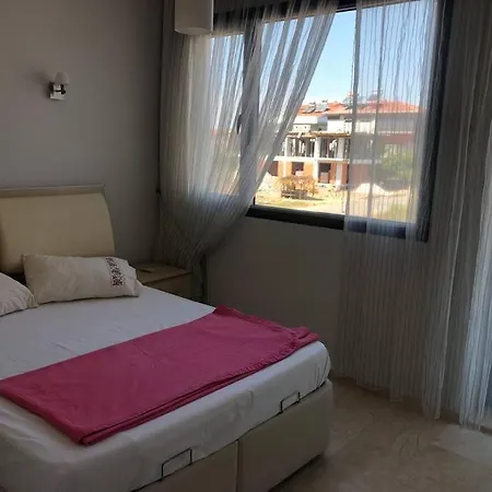 Antalya Belek Merkezde Havuzlu Sitede 2+1 Daire-2