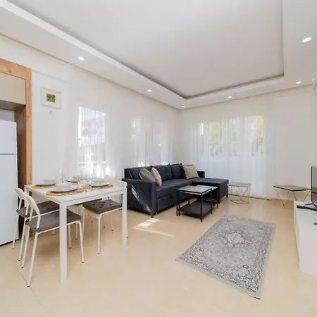 Furnished Flat With Shared Pool In Belek Antalya-3