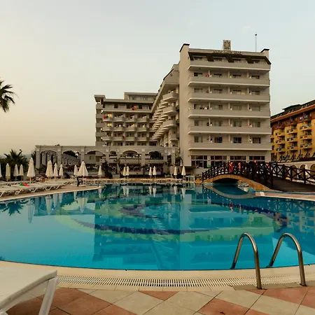 Holiday Garden Resort-3