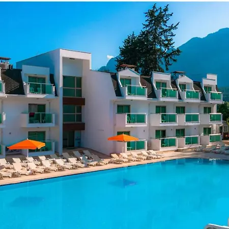 Omorfi Garden Resort-3