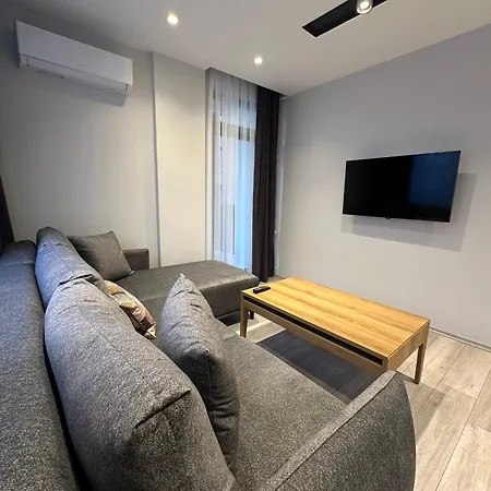 Real Homes Lara Self Check-In Apartments-3