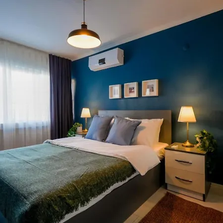 Excellent Flat Near Hadrian'S Gate-2