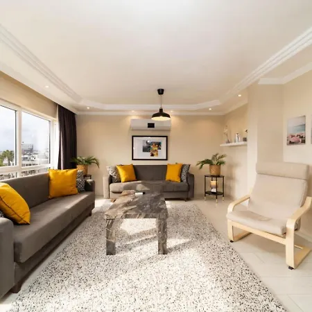 Exquisite Flat With Sea View Near Hadrian Gate-3