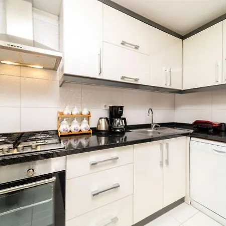 Exquisite Flat With Sea View Near Hadrian Gate-2
