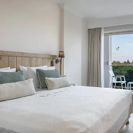 Berry Blue Hotels-2