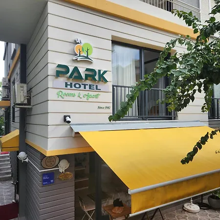 Park Hotel Rooms & Apart-2