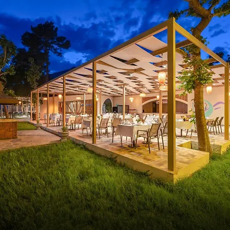 Gravel Hotels Select-3