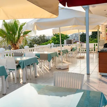 Bacchus Pension-3