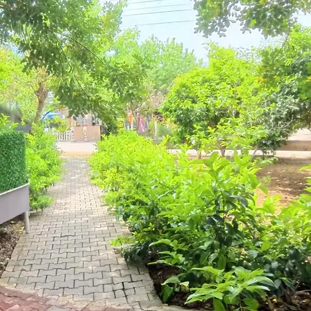 Secret Garden Hotel & Bungalows-2