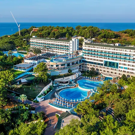 Waterplanet Hotel & Aquapark-3