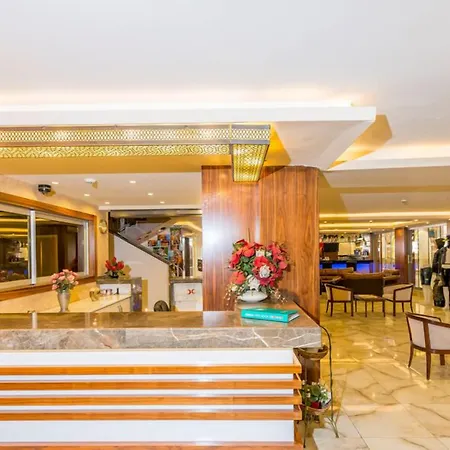 Lavinia Apart & Hotel-3