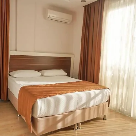 River Hotel-3