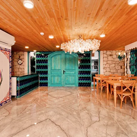 Dam Hotel Lara-3