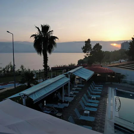 Tema 242 Hotel-3