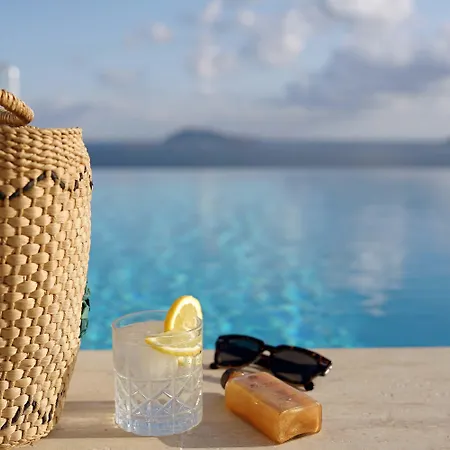 Blue Island Luxury Hotel Adults Only-3