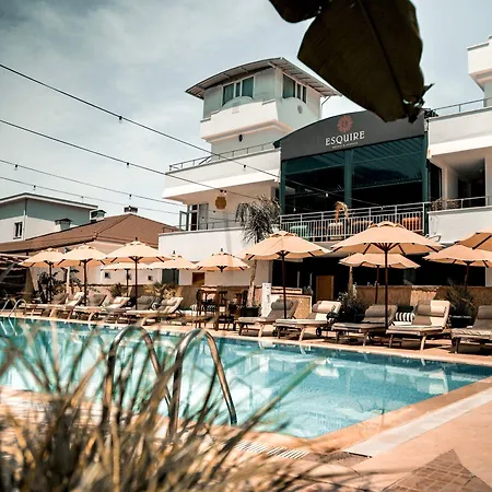 Esquire Hotels & Lounges-3