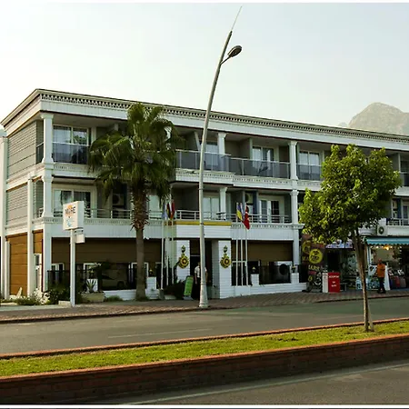 More Hotel-3