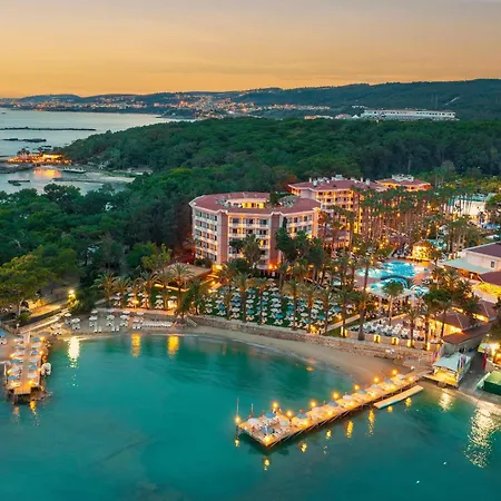 Utopia Resort & Residence-2
