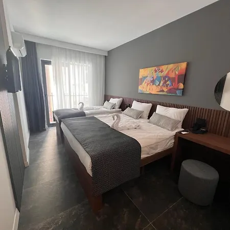 Wolf Of The City Hotel & Spa-2