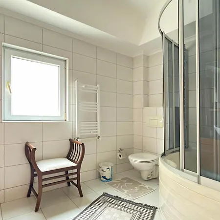 Paradise Town Villa Premium-3