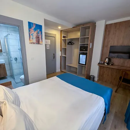 Premier Inn City Antalya-2