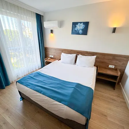 Premier Inn City Antalya-3