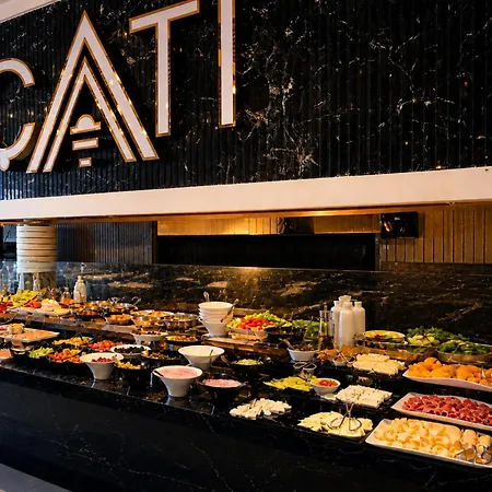 Qinn Hotel-3