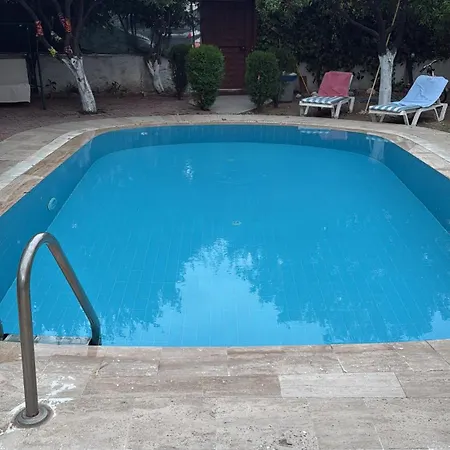-Villa Vildan- 12 Kisilik Oezel Havuzlu 6 Odali Villa-2