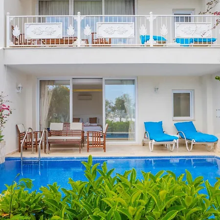 Oasis Hotel (Adults Only)-3