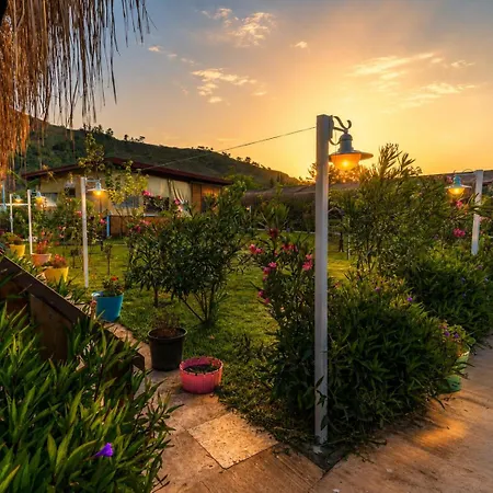 Izgen Bungalows-2