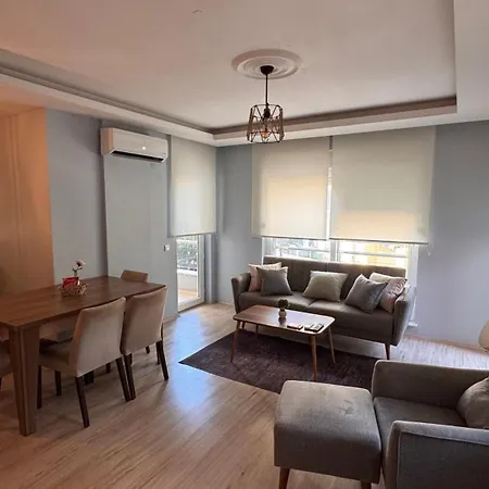 Aether Flats No3,Old Town,Beach,Central,Netflix-3