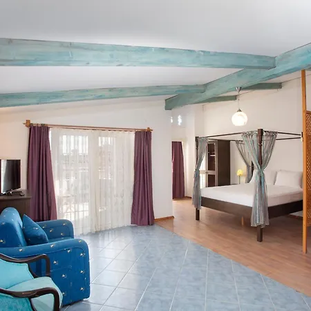 Aquarius Hotel-2