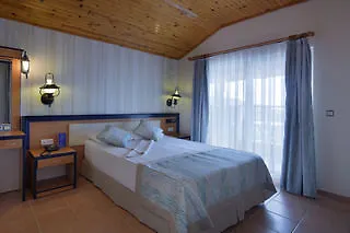 Villa Moonflower Apartsandsuites-2