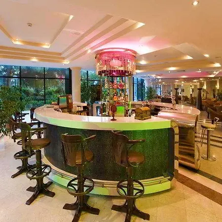 Perre La Mer Resort & Spa-3