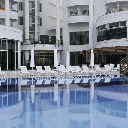 Roma Beach Resort & Spa (Adults Only)-2