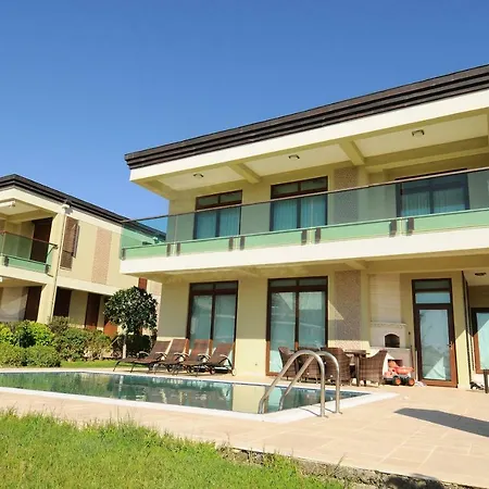 Gold City Premium Private Pool Villa With Free Aqua Park-3