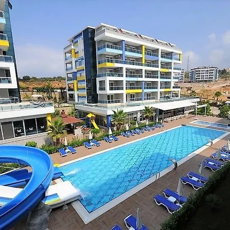 Lory Queen Luxury Apartment-3