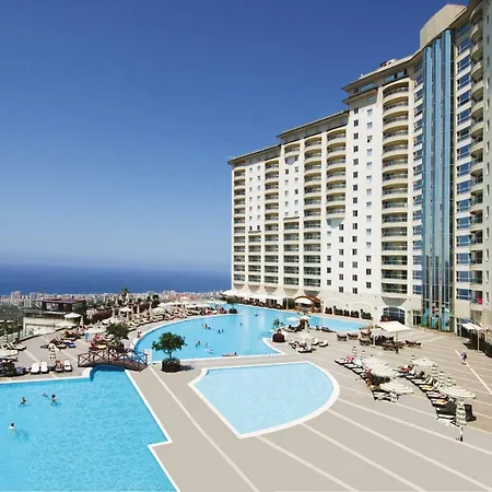 Gold City Luxury Accommodation-2