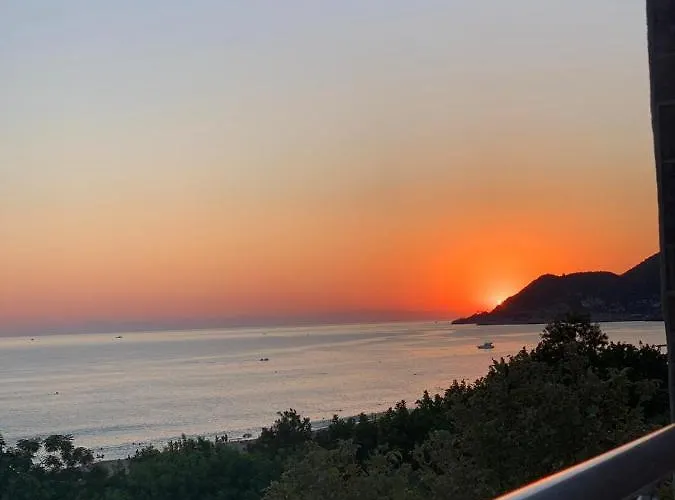 Boutique Kleopatra beach dublex flat Alanya
